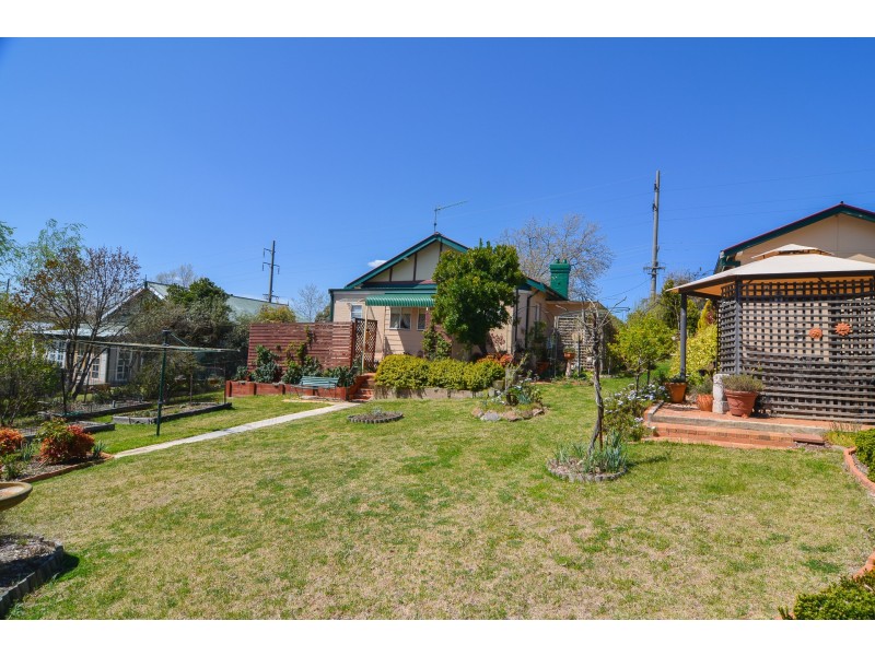 18 Saville Street, Portland NSW 2847