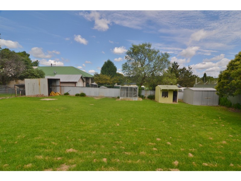 8 Saville Street, Portland NSW 2847