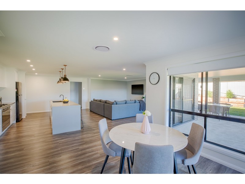 34 James O’ Donnell Drive, Lithgow NSW 2790