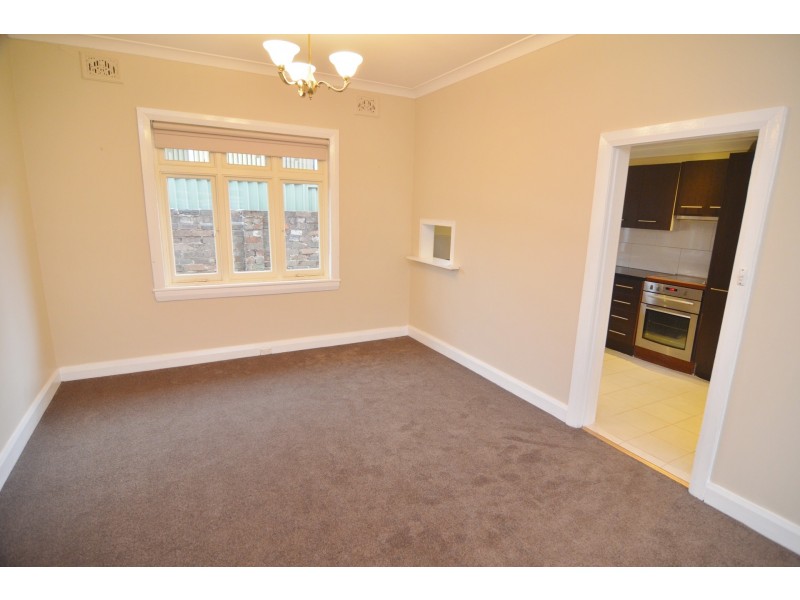 14 Ferro Street, Lithgow NSW 2790