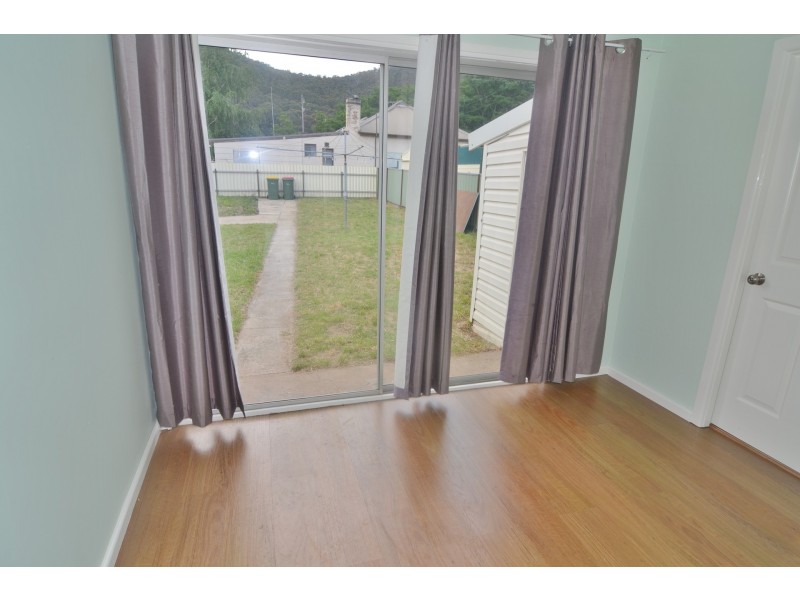 216 Inch Street, Lithgow NSW 2790