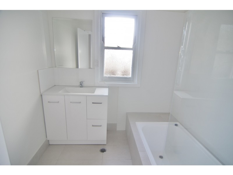 43 Martini Parade, Lithgow NSW 2790