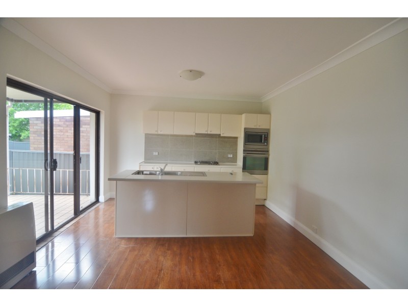 43 Martini Parade, Lithgow NSW 2790