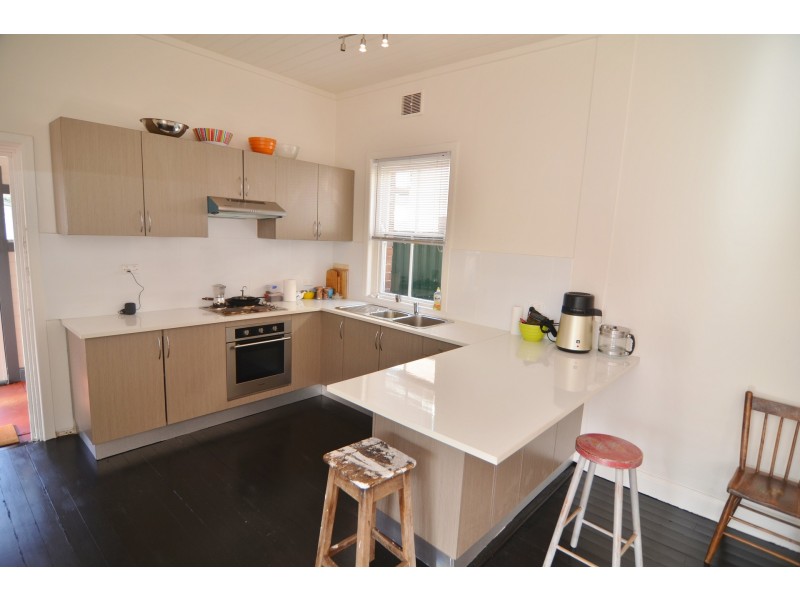 33 Calero Street, Lithgow NSW 2790