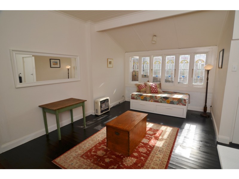 33 Calero Street, Lithgow NSW 2790