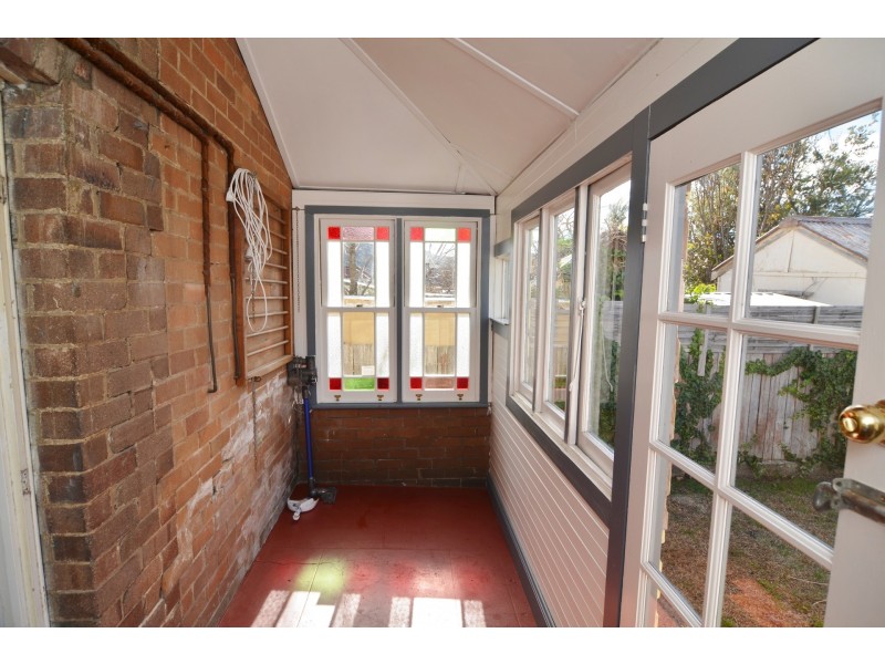 33 Calero Street, Lithgow NSW 2790