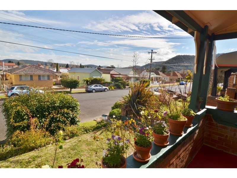 33 Calero Street, Lithgow NSW 2790