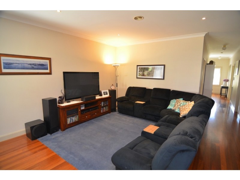 19 Vickers Street, Lithgow NSW 2790