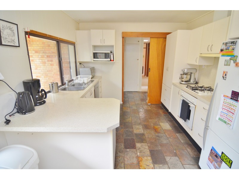 16 Birdwood Street, Lithgow NSW 2790