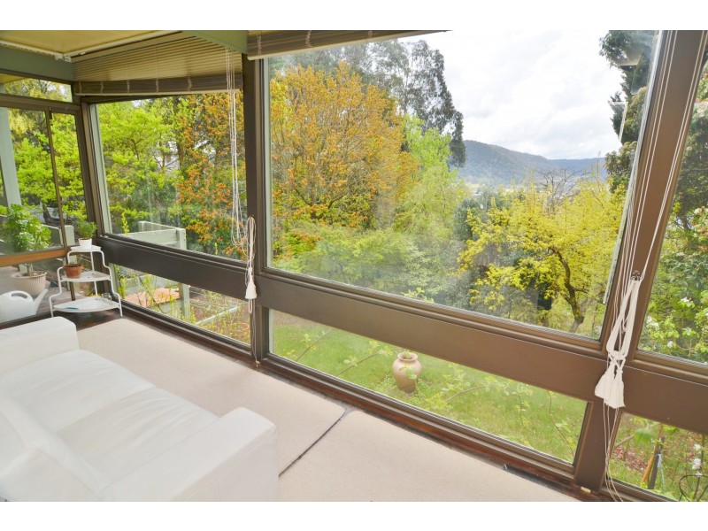 16 Birdwood Street, Lithgow NSW 2790