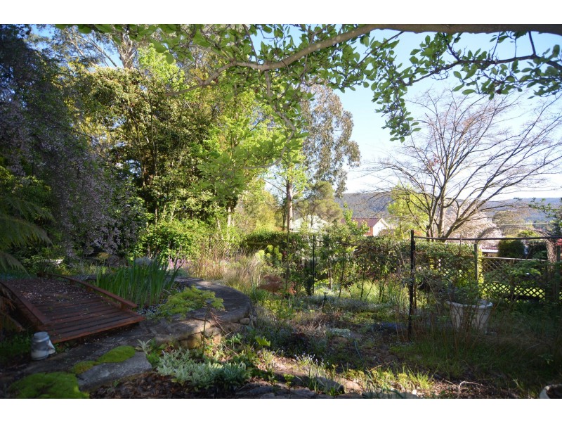 16 Birdwood Street, Lithgow NSW 2790