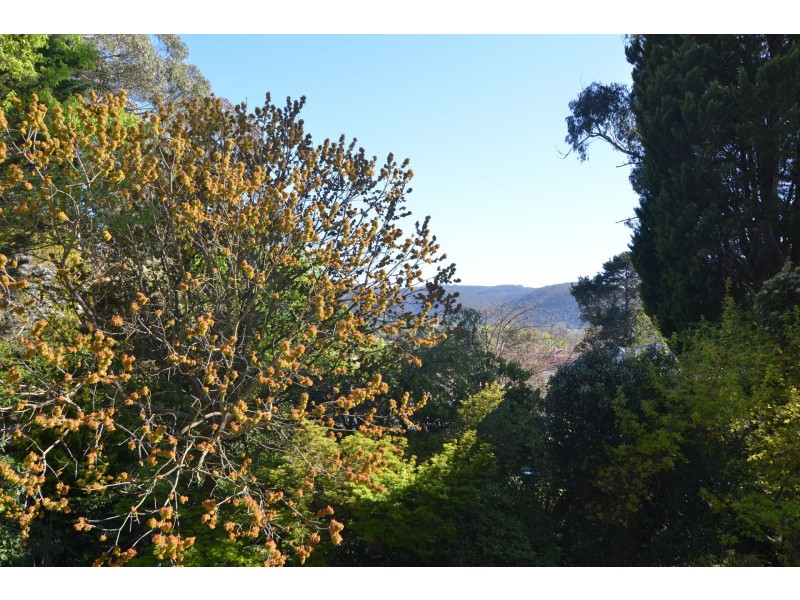 16 Birdwood Street, Lithgow NSW 2790