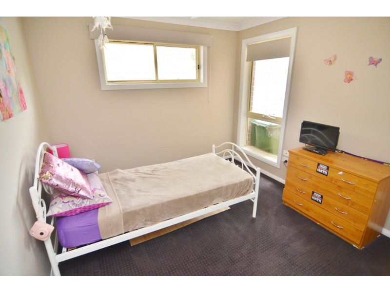 14 Creek Street, Portland NSW 2847