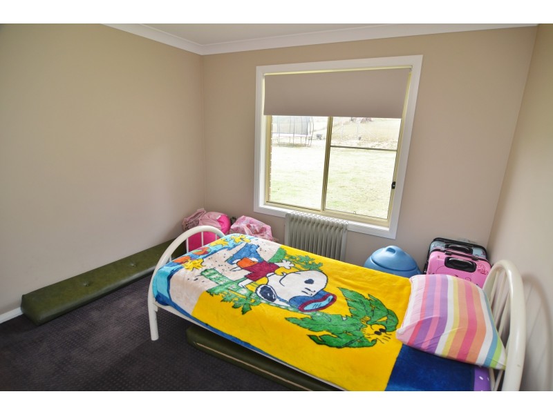 14 Creek Street, Portland NSW 2847