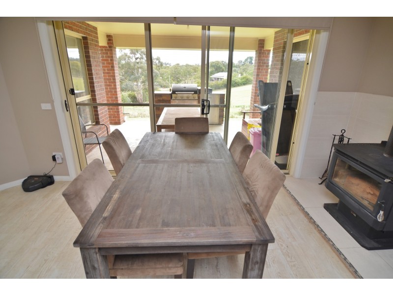 14 Creek Street, Portland NSW 2847