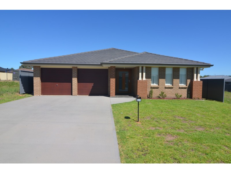 27 Fitzgerald Street, Wallerawang NSW 2845