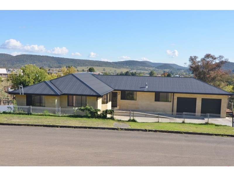 82 Wrights Road, Lithgow NSW 2790