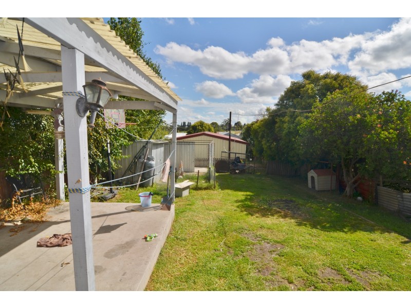 11 Piper Street, Portland NSW 2847