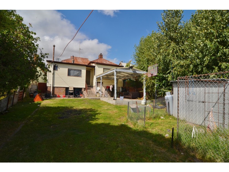 11 Piper Street, Portland NSW 2847
