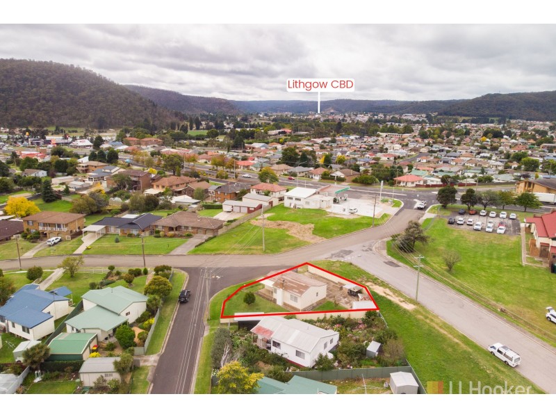 2 Outer Crescent, Lithgow NSW 2790