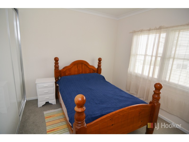 2 Outer Crescent, Lithgow NSW 2790