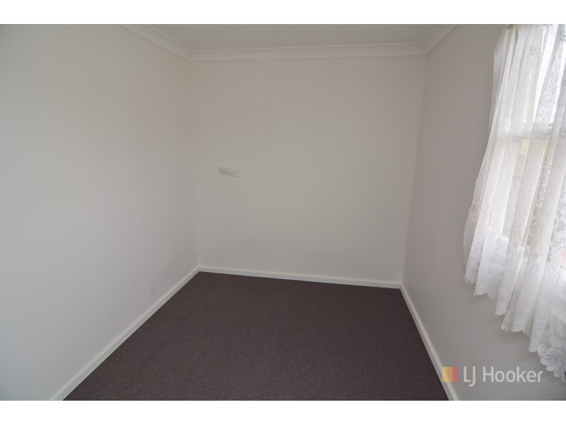 2 Outer Crescent, Lithgow NSW 2790