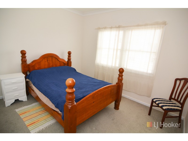 2 Outer Crescent, Lithgow NSW 2790