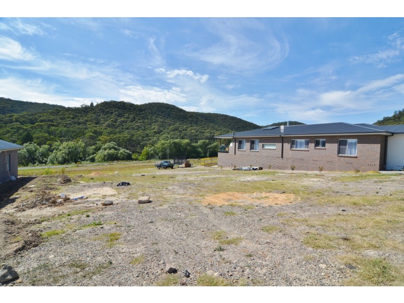 21 Hassans Walls Road, Lithgow NSW 2790