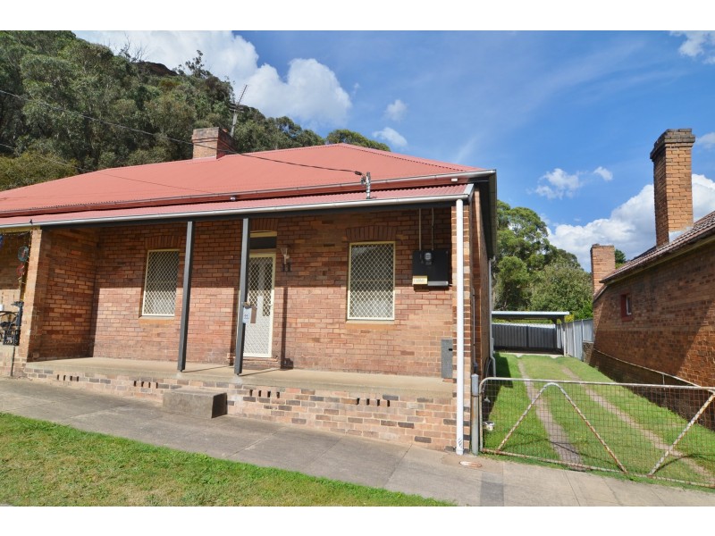 11 Bragg Street, Lithgow NSW 2790