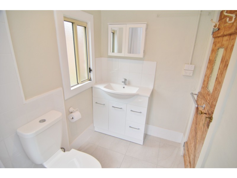 11 Bragg Street, Lithgow NSW 2790