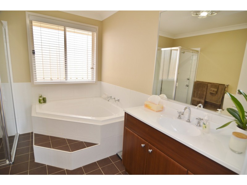 4 Bulkeley Lane, Wallerawang NSW 2845