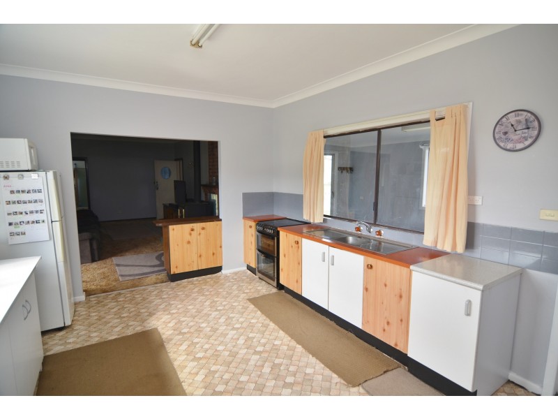 3076 Castlereagh Highway, Ben Bullen NSW 2790