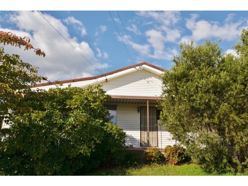 9 Spring Street, Lithgow NSW 2790