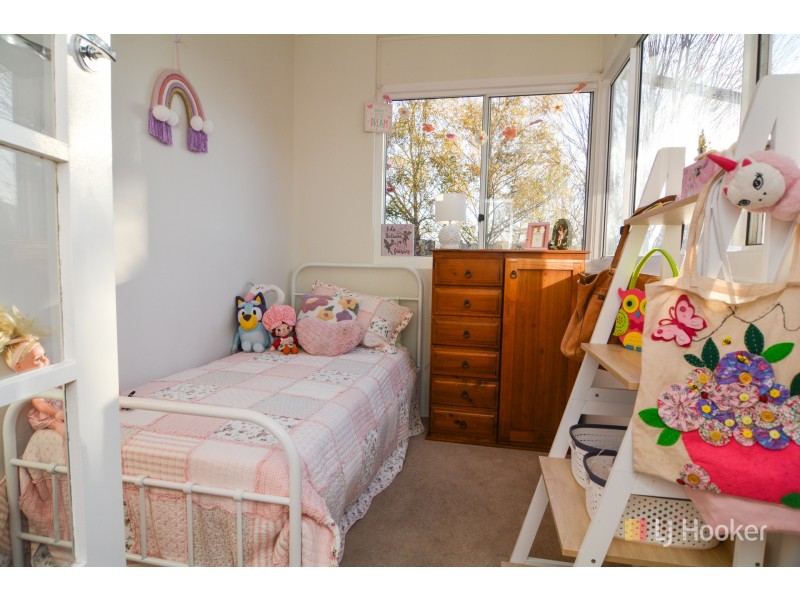 76 Calero Street, Lithgow NSW 2790