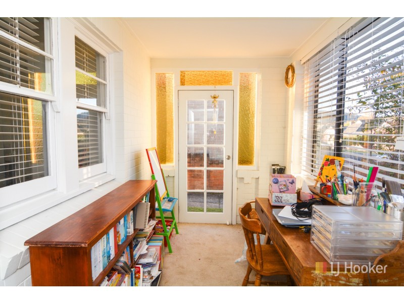 76 Calero Street, Lithgow NSW 2790