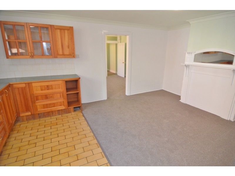 27 Redgate Street, Lithgow NSW 2790