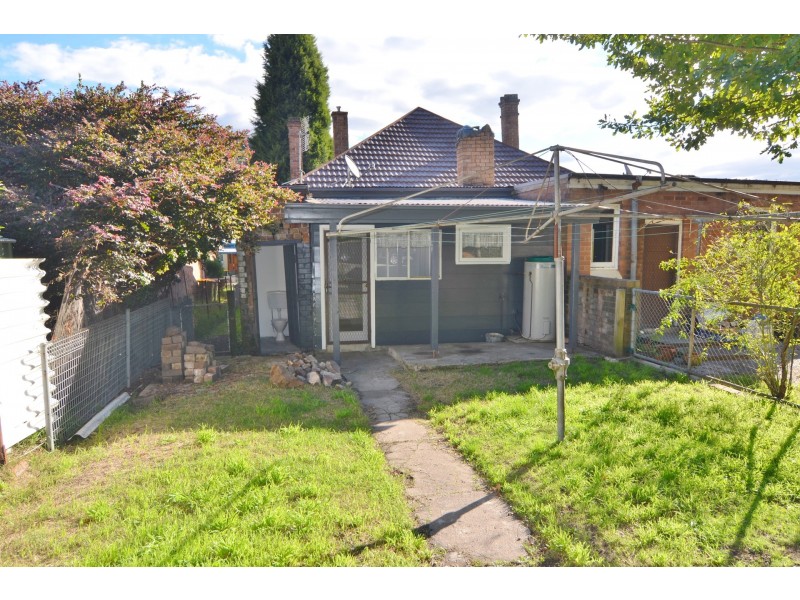 27 Redgate Street, Lithgow NSW 2790