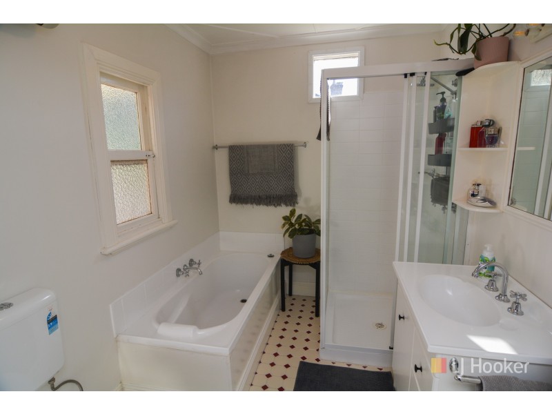 84 Macauley Street, Lithgow NSW 2790