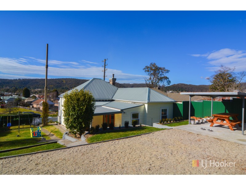 84 Macauley Street, Lithgow NSW 2790
