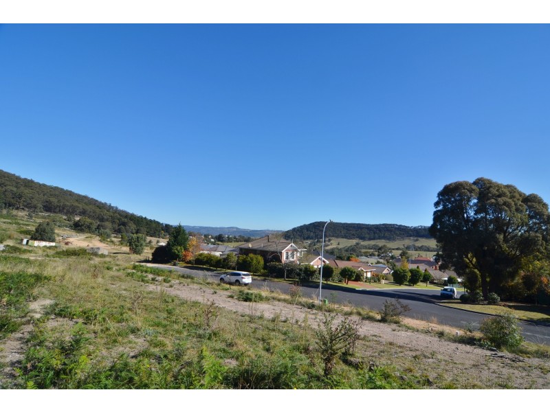 9 (Lot 3) Woodlands Drive, Lithgow NSW 2790