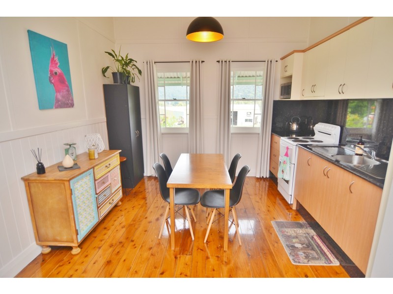 99 Chifley Road, Lithgow NSW 2790