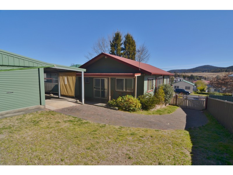 9 Andrew Street, Lithgow NSW 2790