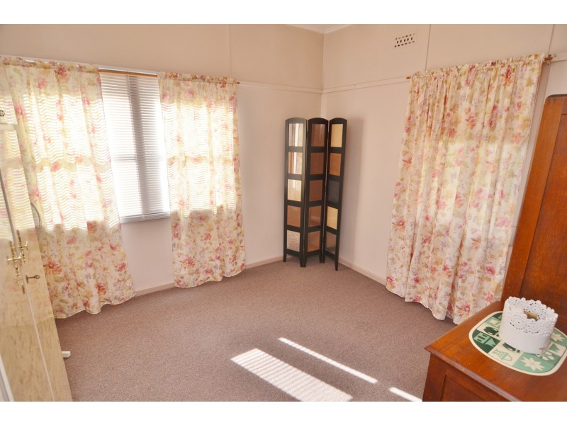14 Stewart Street, Lithgow NSW 2790