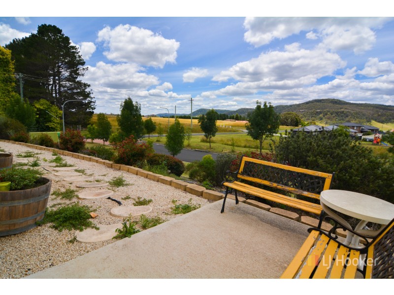 1 Henning Crescent, Wallerawang NSW 2845