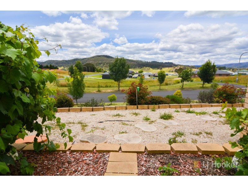 1 Henning Crescent, Wallerawang NSW 2845