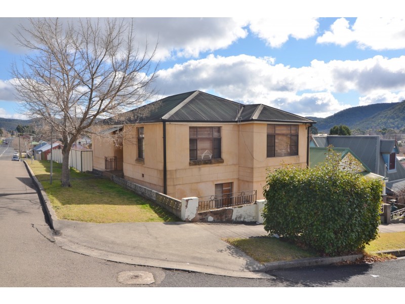 2 Calero Street, Lithgow NSW 2790
