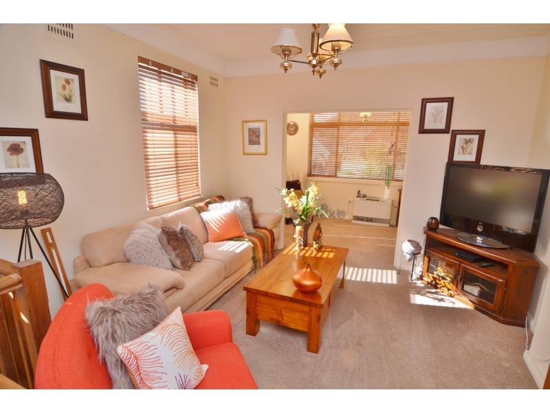 2 Calero Street, Lithgow NSW 2790