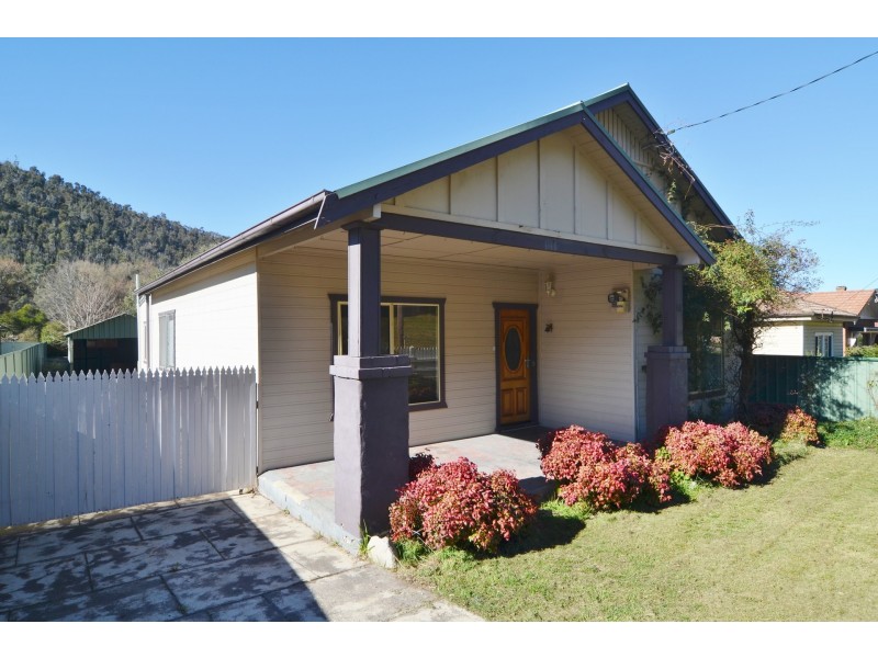 55 Macauley Street, Lithgow NSW 2790
