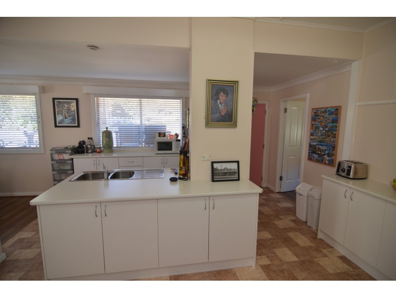 11 Cripps Avenue, Wallerawang NSW 2845