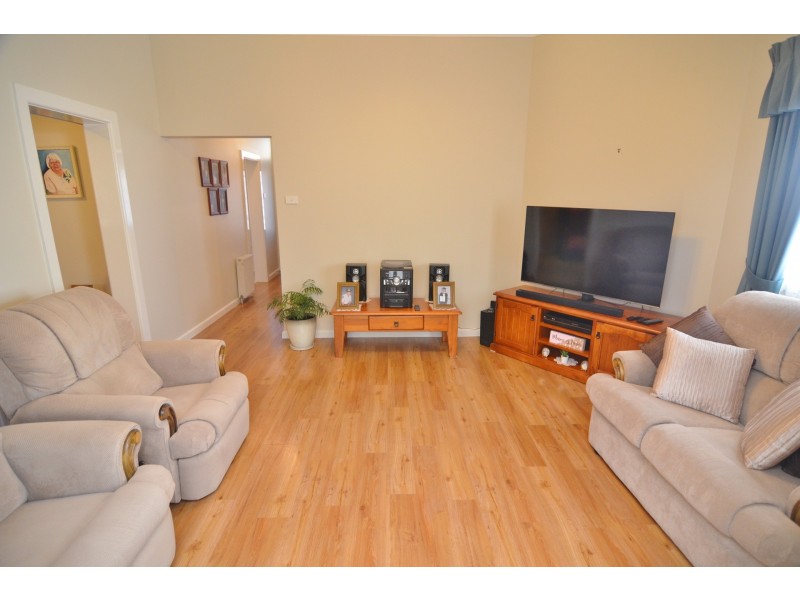 88 Sandford Avenue, Lithgow NSW 2790